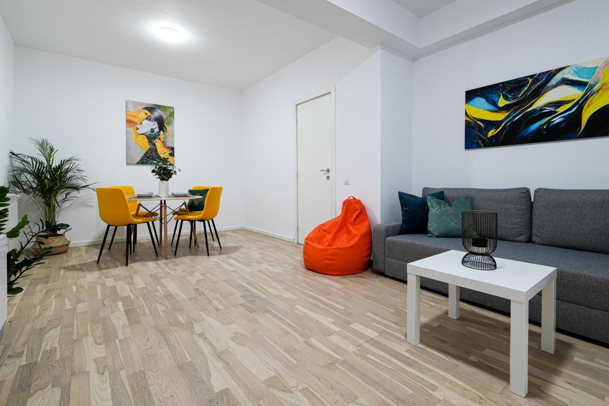 Gabi - Chic Apt With Parking Close To Veranda Mall ブカレスト エクステリア 写真