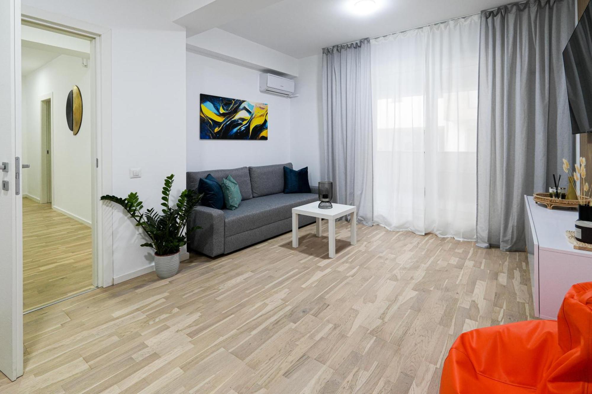 Gabi - Chic Apt With Parking Close To Veranda Mall ブカレスト エクステリア 写真