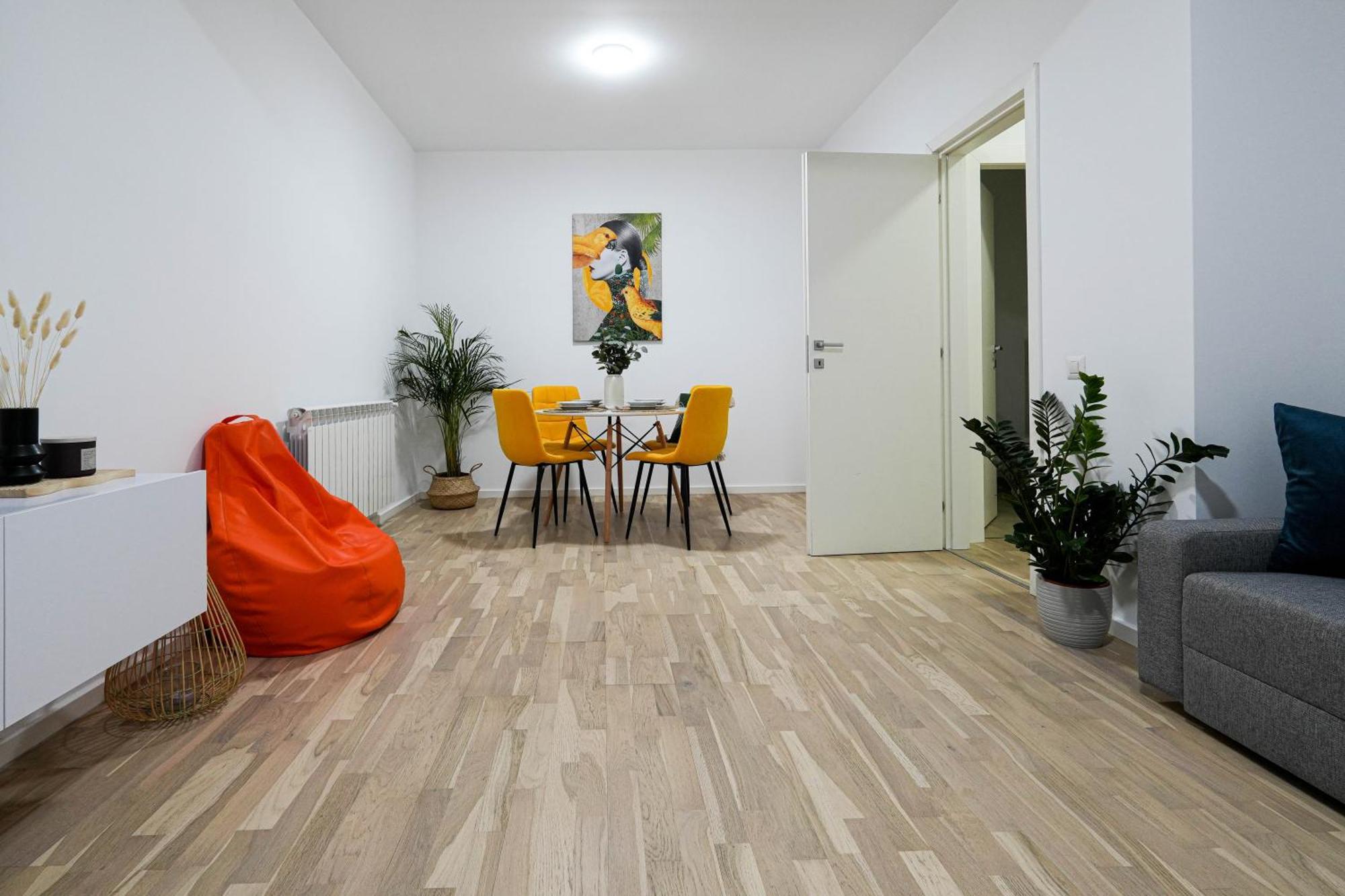 Gabi - Chic Apt With Parking Close To Veranda Mall ブカレスト エクステリア 写真