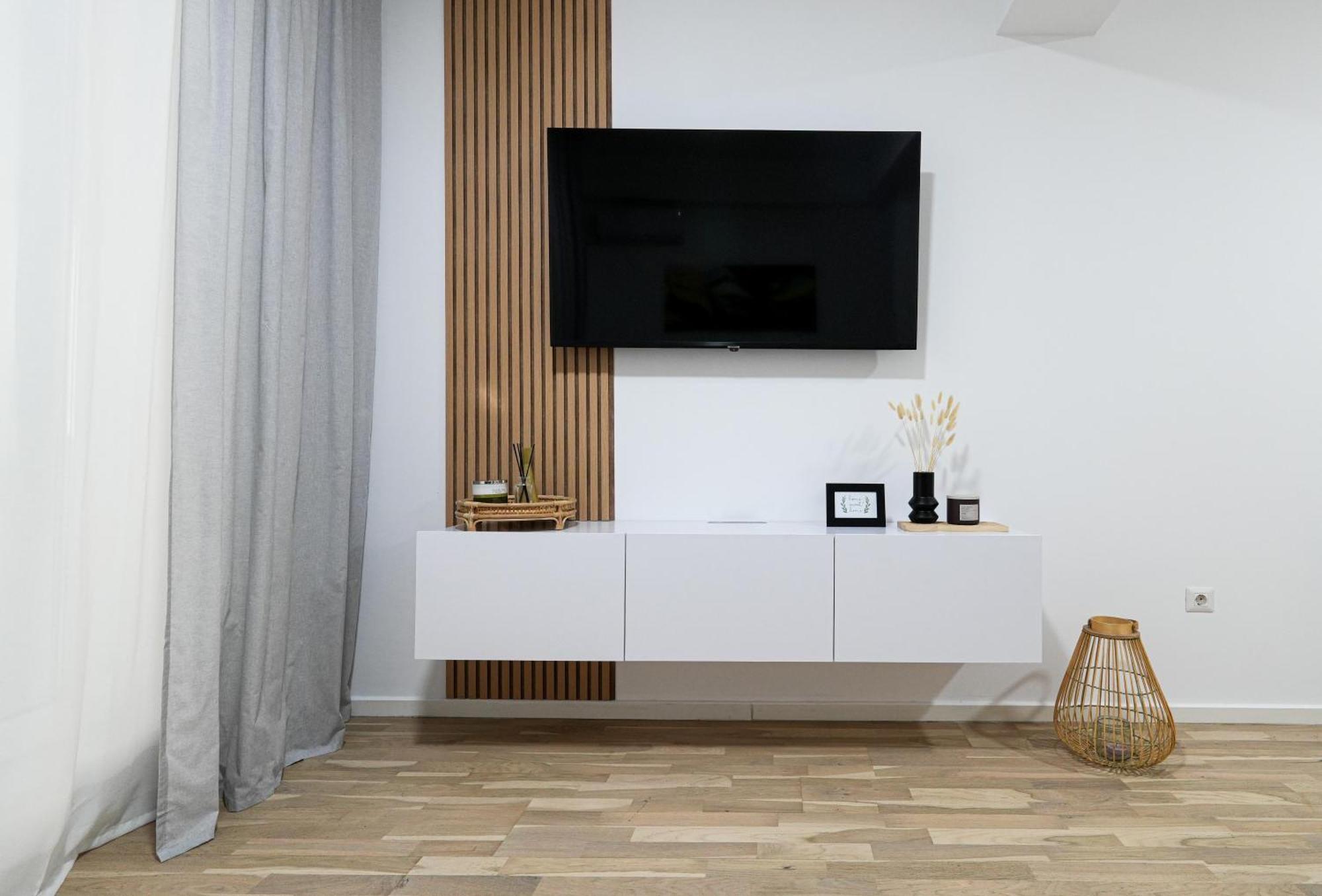Gabi - Chic Apt With Parking Close To Veranda Mall ブカレスト エクステリア 写真