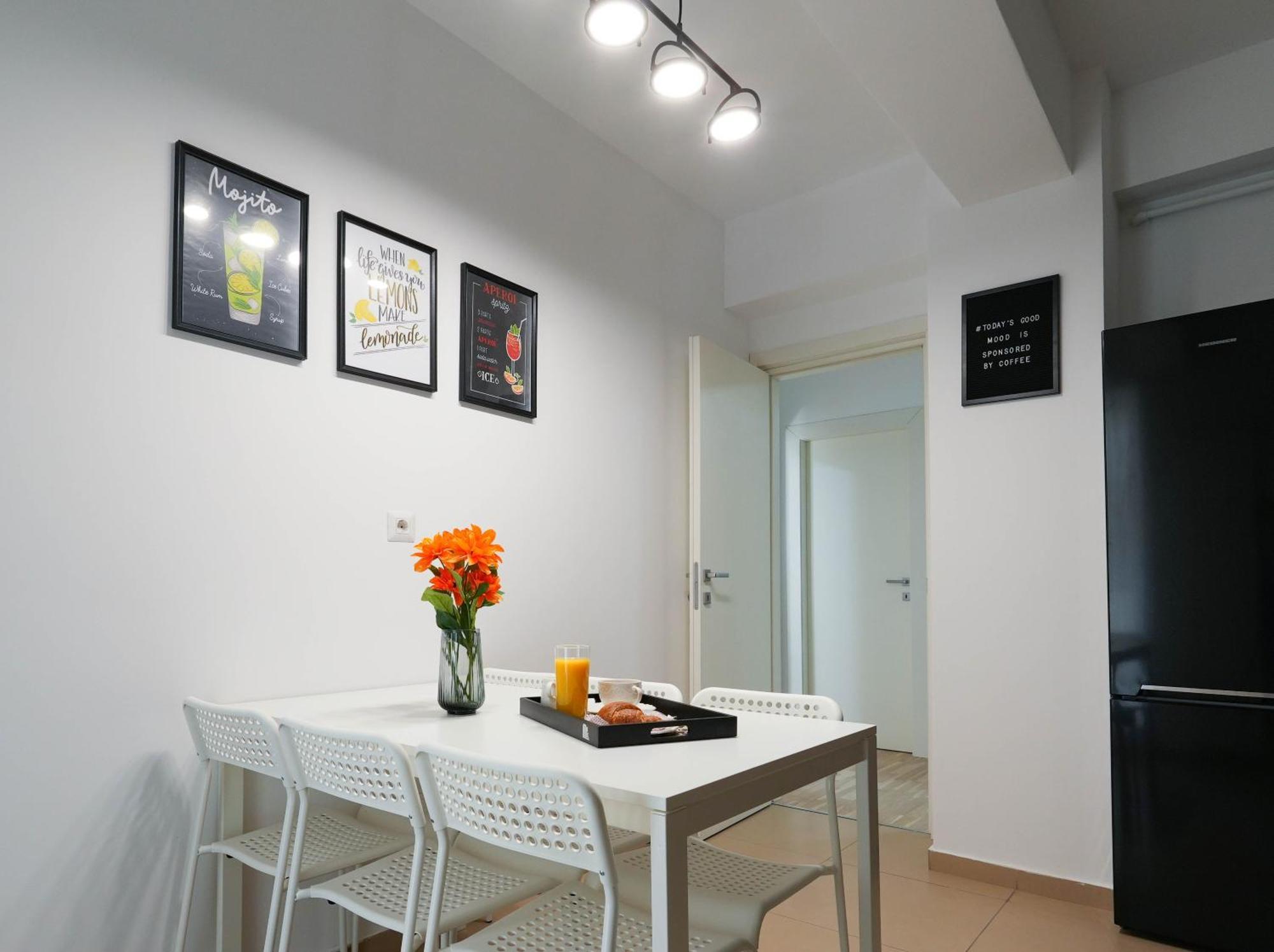 Gabi - Chic Apt With Parking Close To Veranda Mall ブカレスト エクステリア 写真